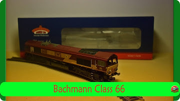 Opening the Class 66 in EWS by Bachmann