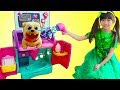 Download Emma Pretend Play Feeding & Giving Bath To Pet Animals Toys For Kids Emma Pretend Play Feeding & Giving Bath To Pet Animals Toys For Kids