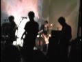 Capture de la vidéo Franz Ferdinand // Live At The Glasgow School Of Art 2002 (First Ever Recorded Gig)