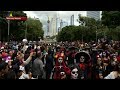 Мексиканцы встречают День мертвых