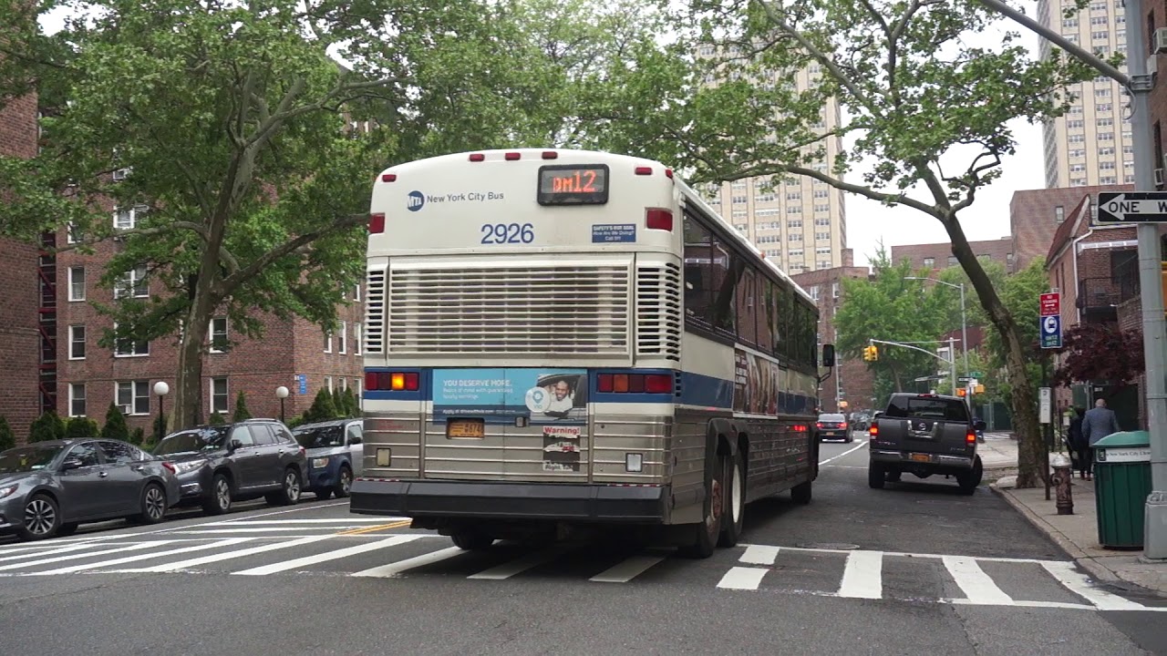 MTA Bus Special: Forest Hills bound D4500 2926 (ex-NYBS) QM12 at 65 Av ...