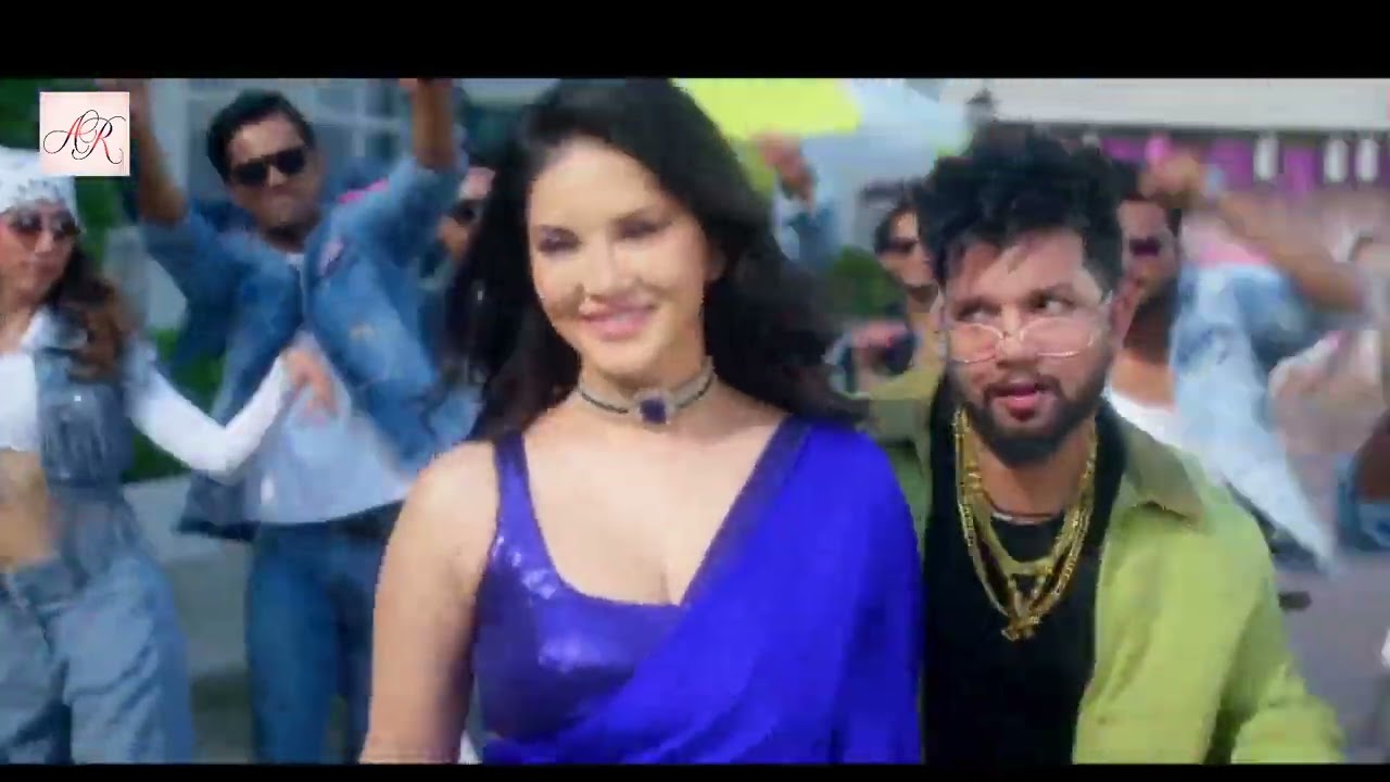 Meri Aankhen bhi Teri aankhon Se ek baat kahe 🤩🤩 Neel Kamal Sunny Leone