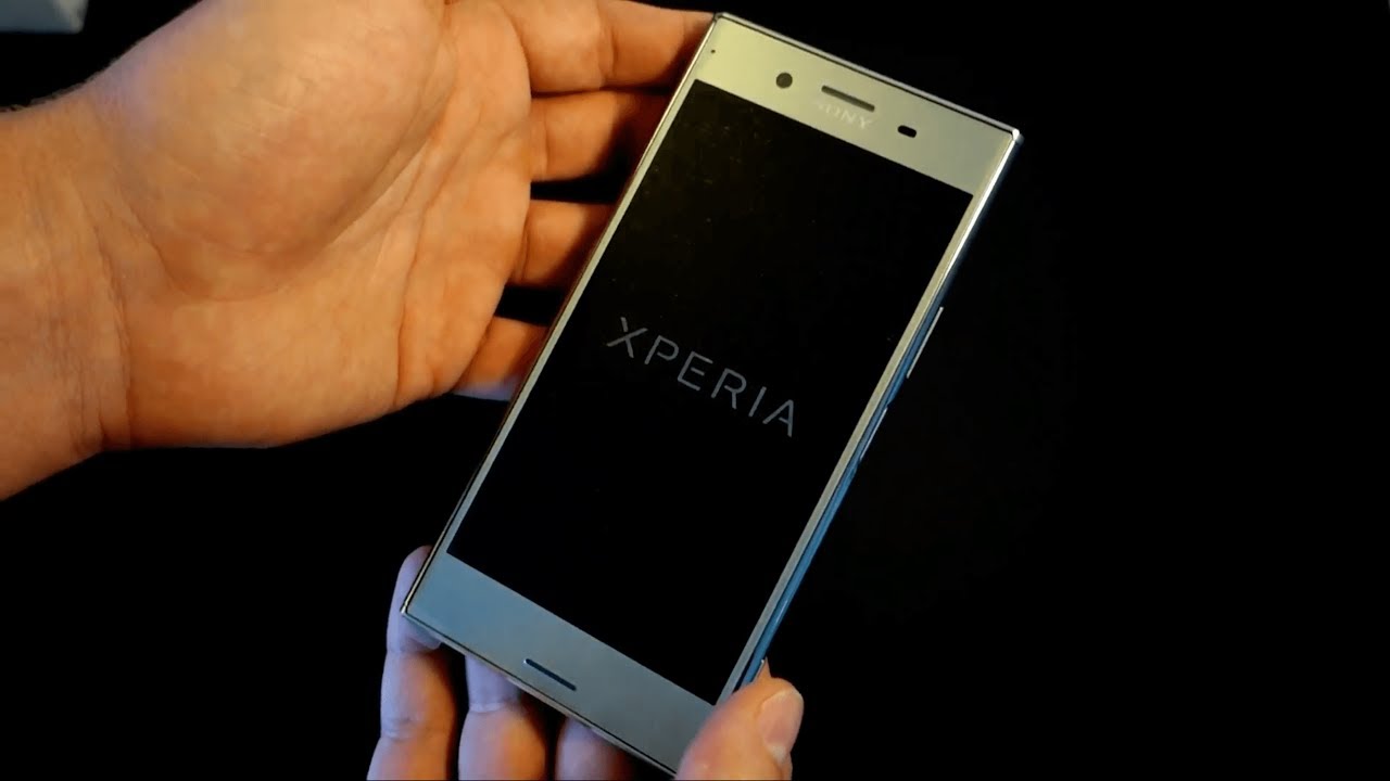 スマートフォン/携帯電話XPERIA XZ Premium Luminous Chrome