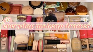 EVERYDAY MAKEUP DRAWER!!