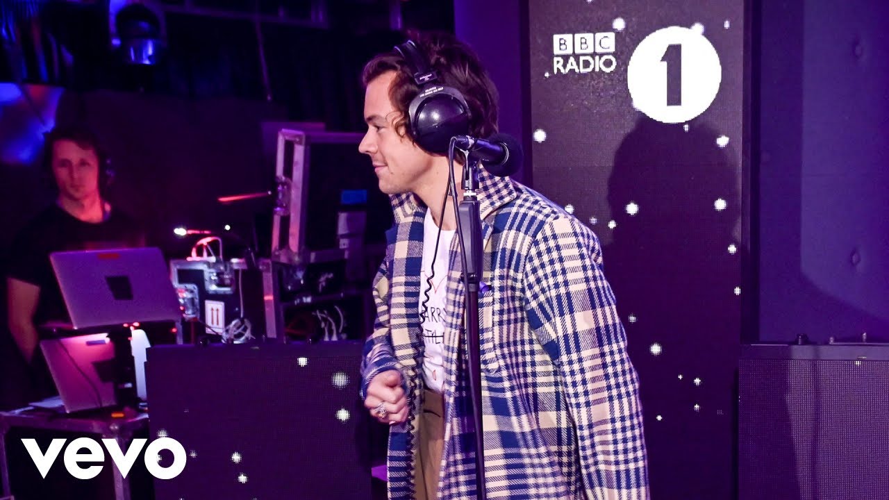 Harry Styles Juice Lizzo Cover In The Live Lounge Youtube