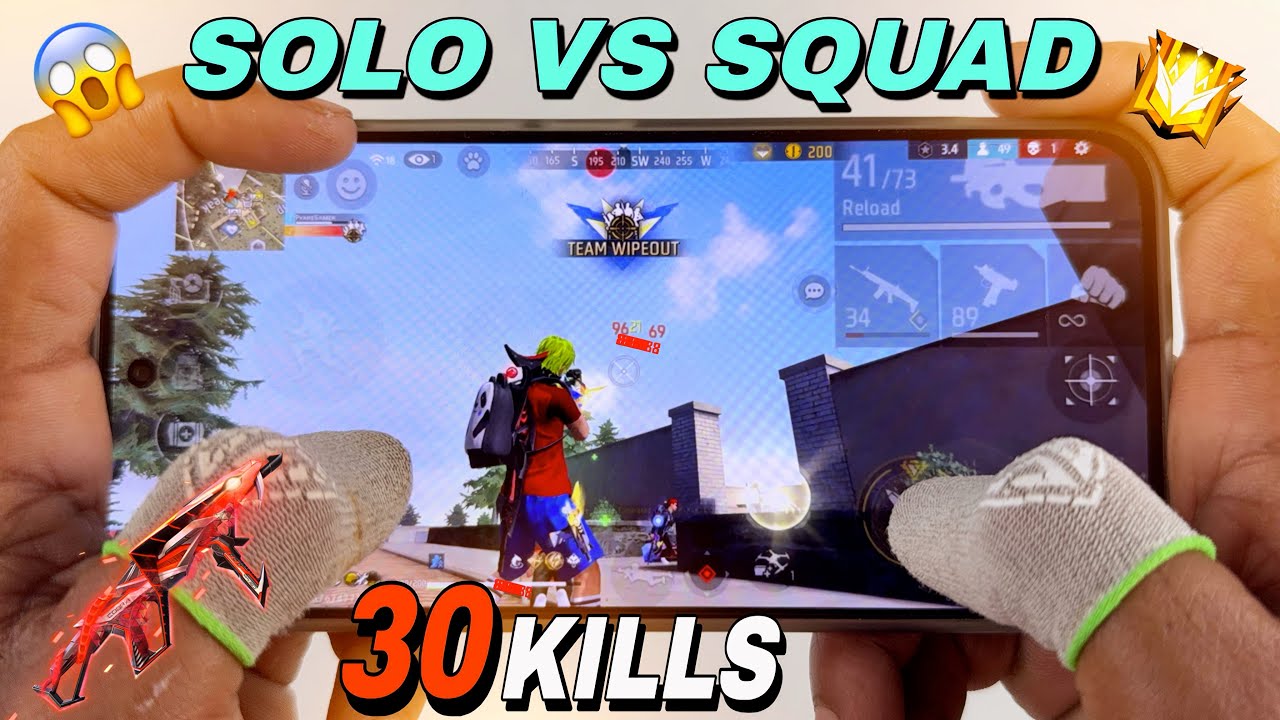 Solo vs squad | free Fire handcam gameplay 😱 - YouTube