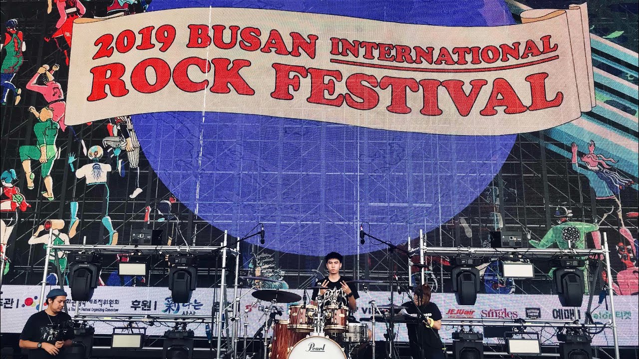 Paper Planes Live In Busan 27/07/19 (Drumcam) - YouTube