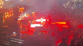 Biffy Clyro - Dum Dum / A Hunger In Your Heart (O2 Arena, London, November 12, 2022) - HD/4K