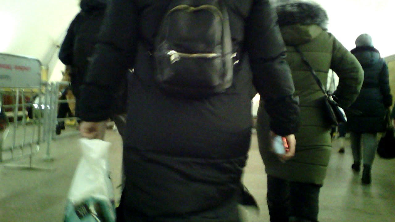 Москва. В метро. Краснопресненская-Пр.Мира-ВДНХ.