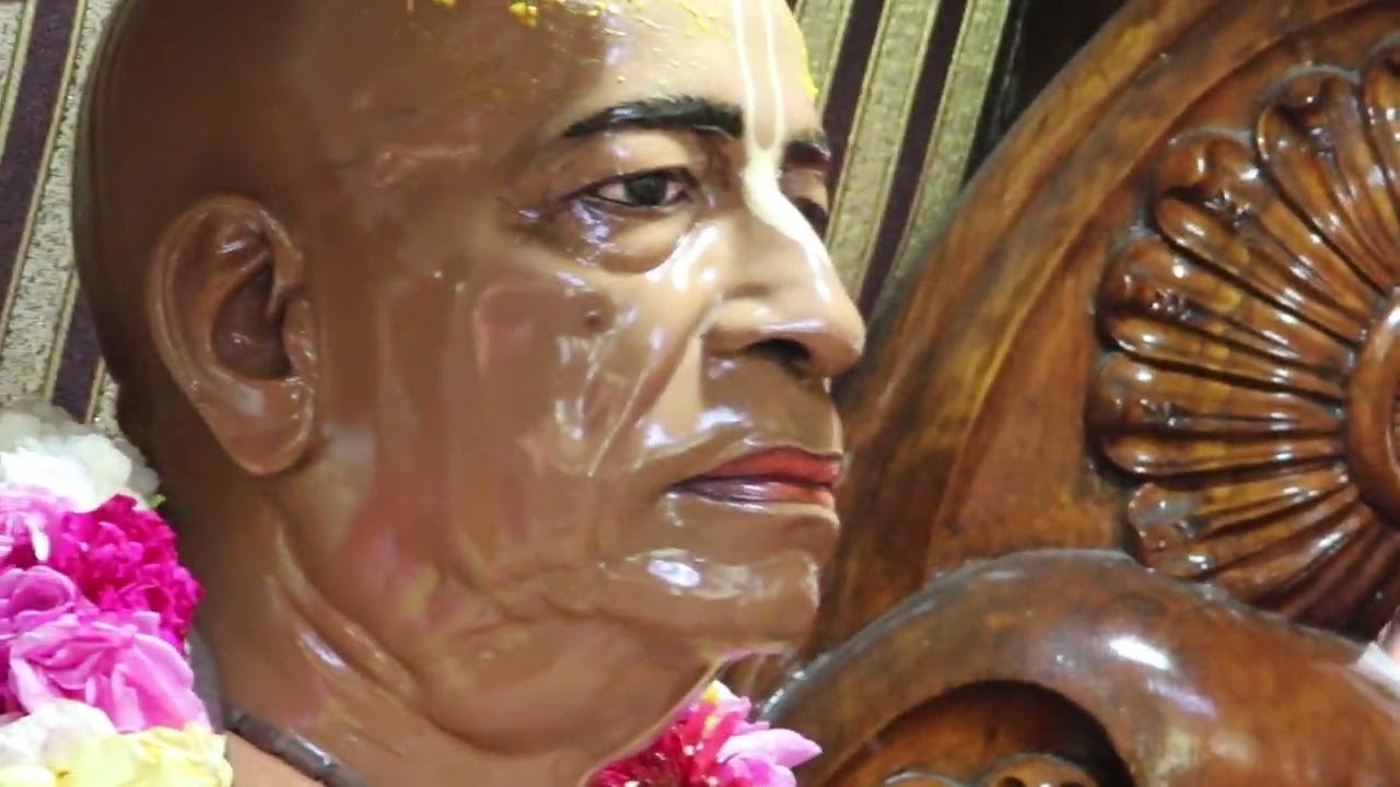 Srila Guru Maharaj Doing Guru Puja ISKCON Rajapur Jagannath Temple