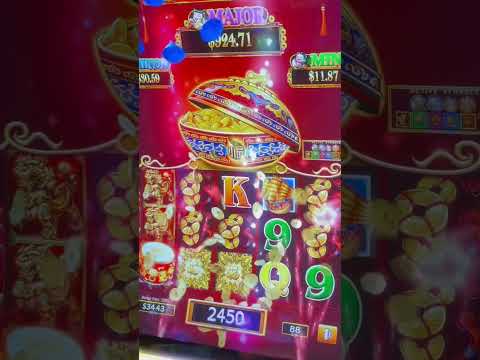 CAMPERO CANTANDO CASINO mpeg4