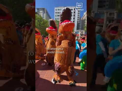 T-Rex World Record attempt fills Pioneer Courthouse Square #shorts