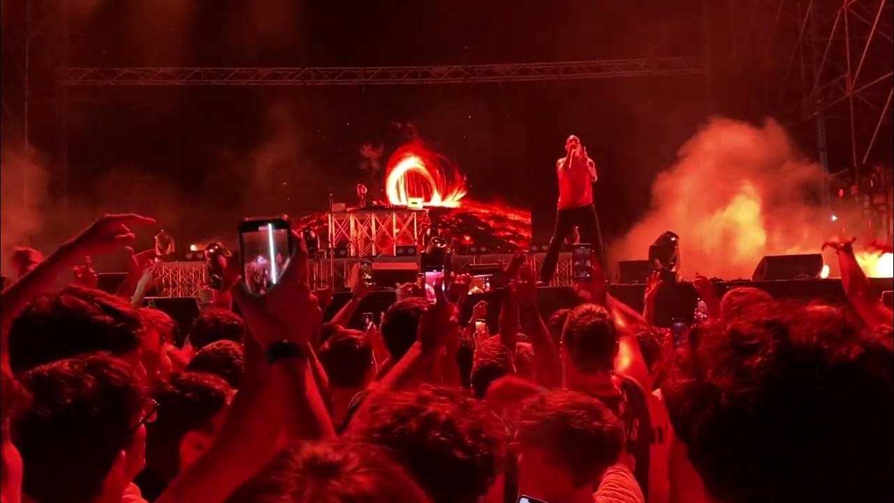 Gemitaiz - Gigante @Rock in Roma [18/06/2022] - YouTube