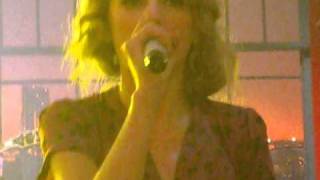 Taylor Swift  You Belong With Me  Letterman Taping  1026