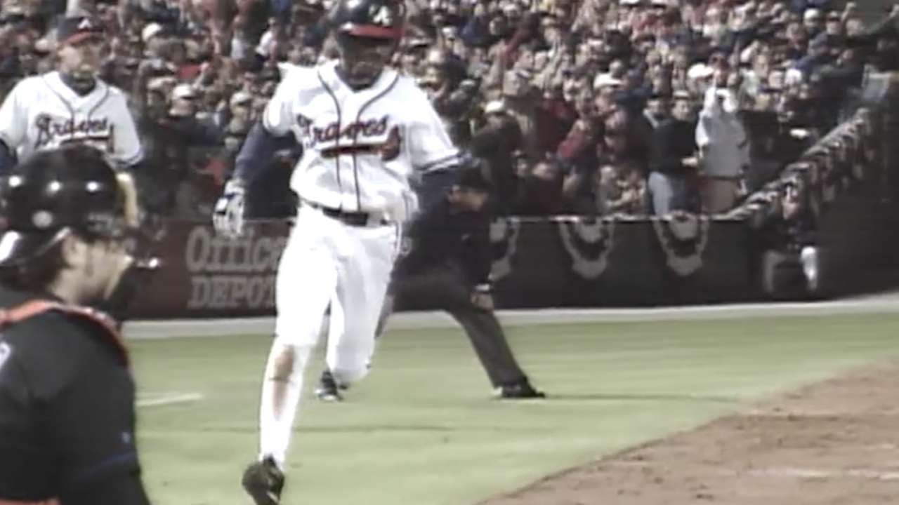 2000 NLDS Gm3: Agbayani's walk-off homer in the 13th 