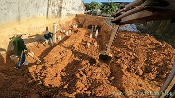 Máy Xúc Việt Nam Tập 1837. Máy Xúc Đào Móng Đầu Cọc Bê Tông. Đầu Cọc Tầng Âm Nhà Nhỏ