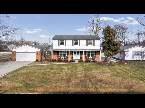 25884 Castlereigh Drive, Farmington, MI home video tour
