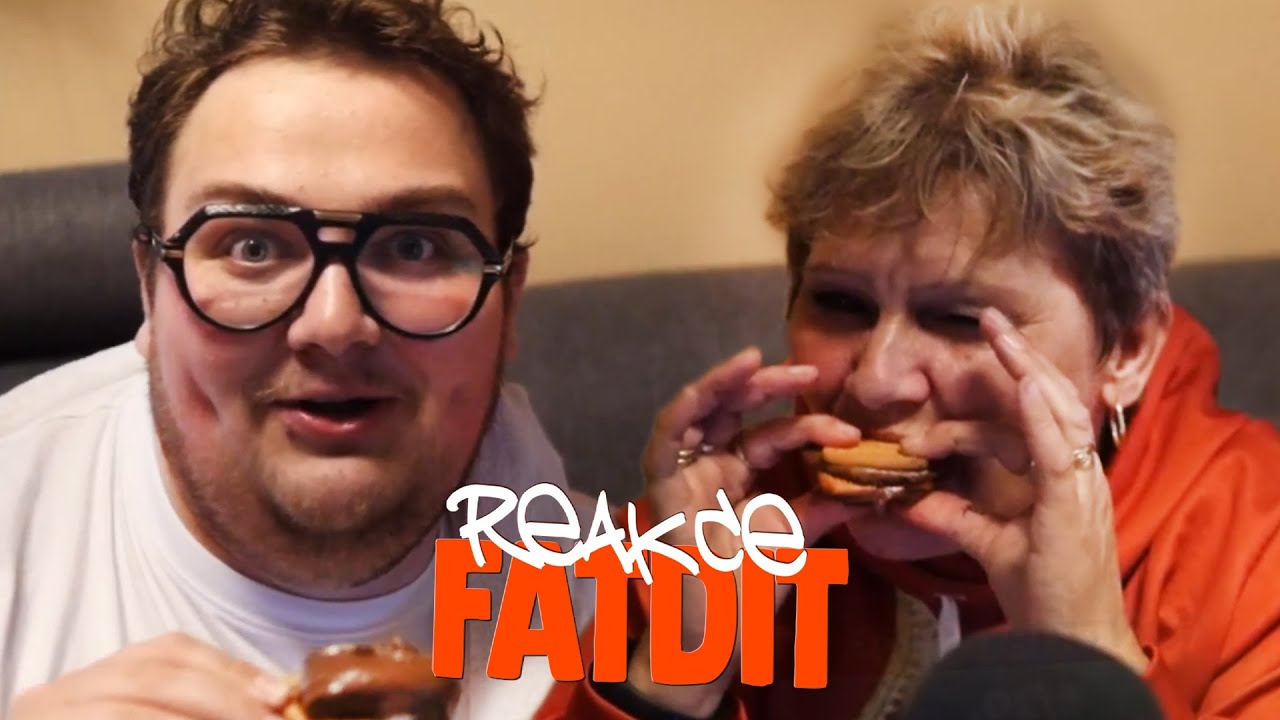 MÁMA PŘEDE MNOU JÍ NUTELU!