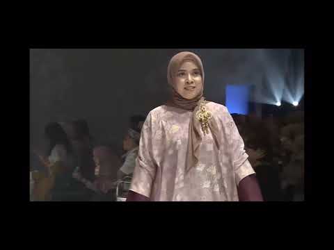 Video: Trunk Show: Panduan Untuk Pakaian Renang Dicetak