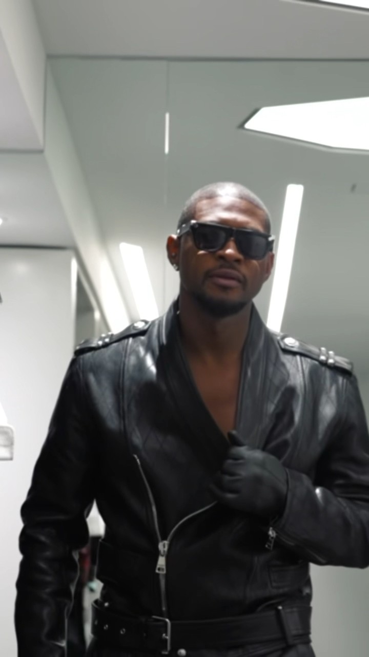 #grwm Ursher Baby… #usher #shorts #fashion #styling #bts #usherchallenge #fyp #superstar
