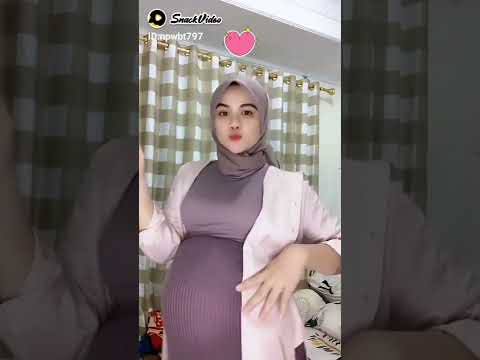 bumil perut gede hijab