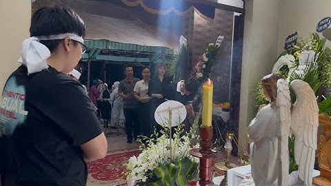 Buổi Tối Cộng Đoàn Đến GĐ Đọc Kinh Cầu Nguyện Cho Linh Hồn Ông Giuse Rất Đông GX Liên Kim Sơn 