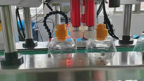 linear bottle cap tightener machine with lid sorting bowl #bottlecapping #equipment #fyp