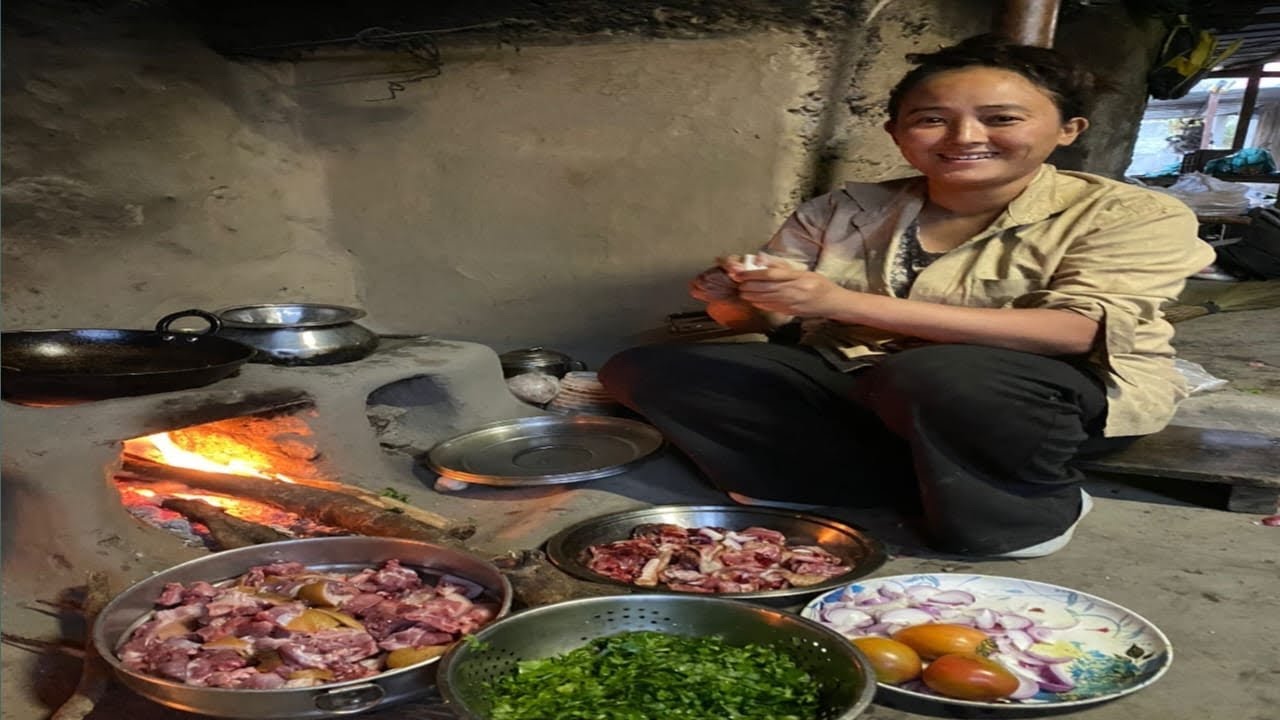 Gurubathan bata awnu vayo sugur ko kutta desi murgi special 