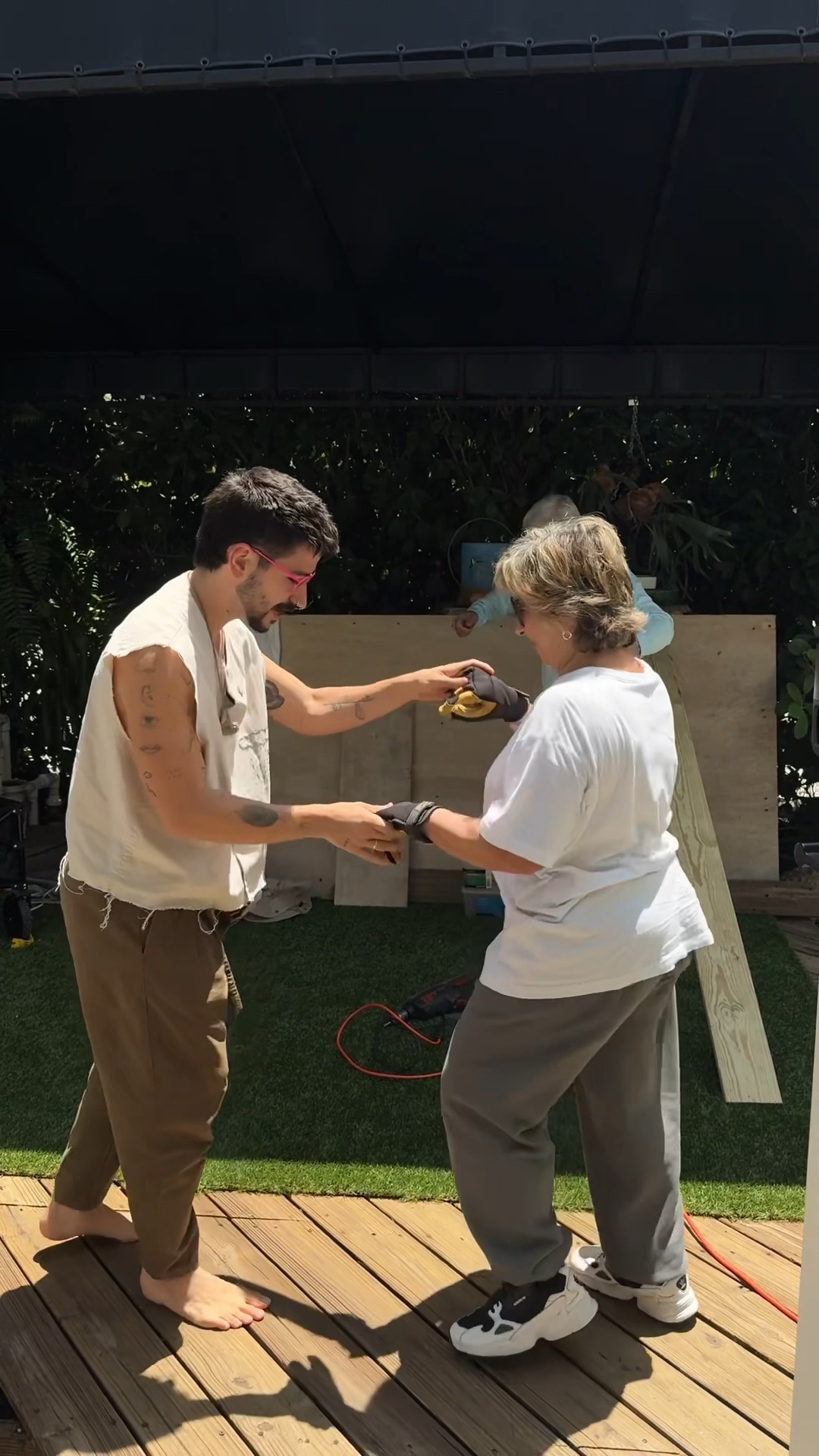 Practicando pal video jajaja yo creyendo que le enseño pero la profesora siempre ha sido ella
