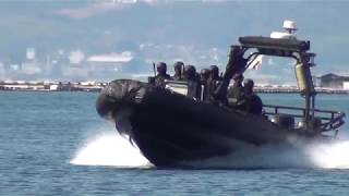 【海上自衛隊】幹部候補生学校卒業式 特別警備隊による練習艦隊見送り 2018/3/17