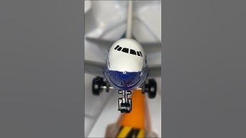 Why are they all like this 💀 #airplane #model #collection #daron #plane #aviation #shorts #fyp #747