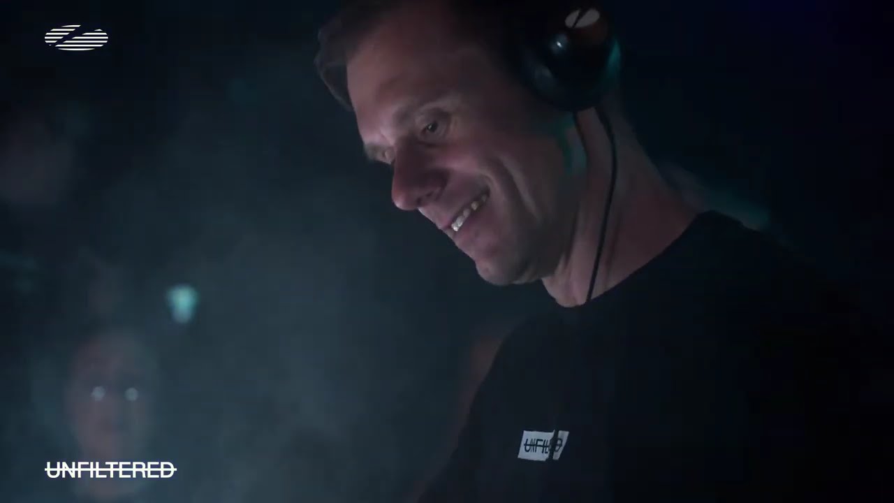 Armin van Buuren plays "Always You vs. Sanctuary (Mashup)" | at A State of Trance Episode 1270