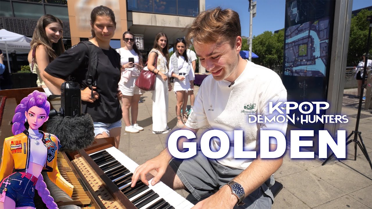 I Played GOLDEN (KPop Demon Hunters) on Piano in Public!