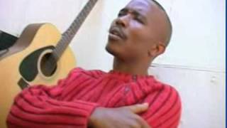 Dennis Mutara - Ngumo Na Gitio