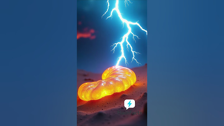 ⚡Lightning Can Turn Sand Into Glass