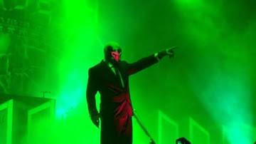 Vic Rattlehead during Megadeth show