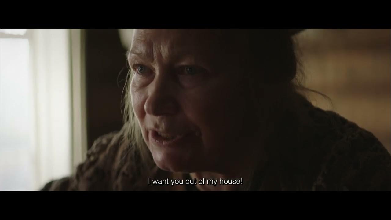 Er xotinining dugonasini uxlayotganida sikibdi. Jinsiy aloqa: Ona oglini uygotdi.