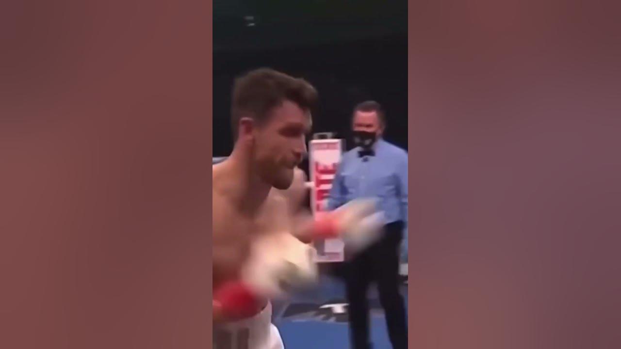 Бокс Альварес Каллум Смит
