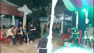 Malam.        Lia Amelia
