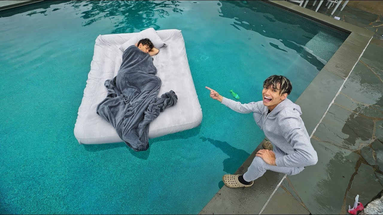 Twin Brother Wakes Up In Swimming Pool Prank You Twin Brother Wakes Up In Swimming Pool Prank