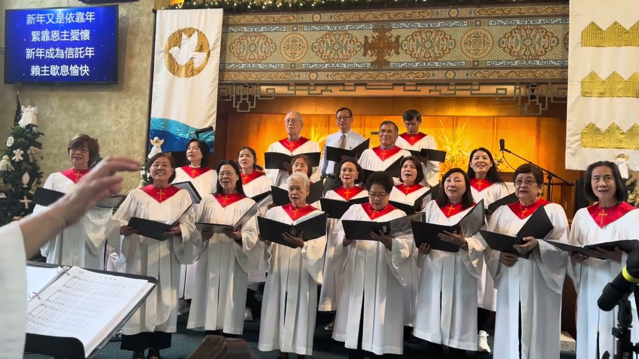 Benny attraction 賓尼的視頻。夏威夷第一華人教會詩班獻詩「新年快樂來臨」。