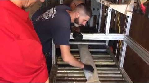 Trenchless Sewer Lining - Wetting Out the Sewer Liner