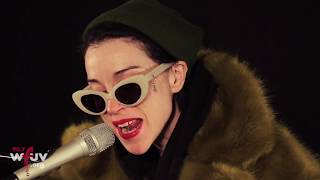 St. Vincent - "New York" (Live at WFUV) chords