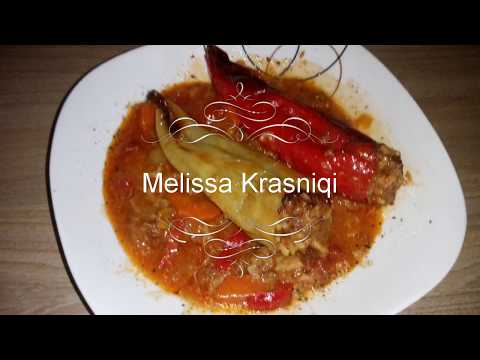 Leckere gefüllte Paprika nach Balkan Art - Kürbissuppe https://youtu.be/HHlTmSoIaIo.. 