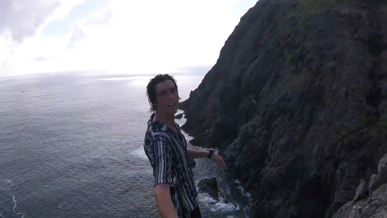 Cape Brett Track in one day (32km run)