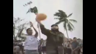Fidel Castro is playing basketball