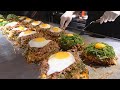 오코노미야끼 Super Tasty! Japanese style Iron Plate Pancakes (Okonomiyaki) - Korean street food