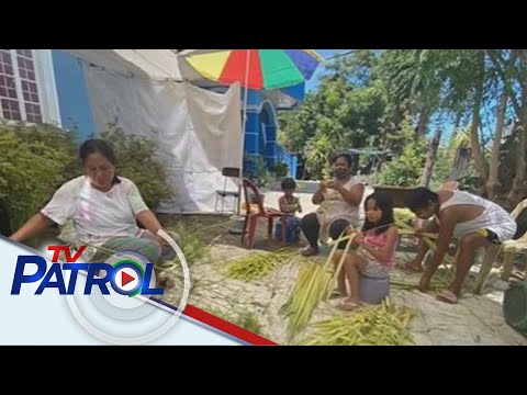 Video: Lumipad palayo sa pugad ng pamilya sa isang paraglider