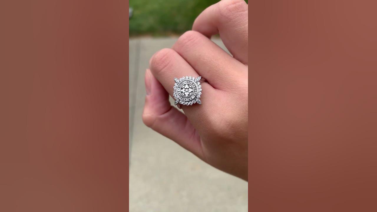 Celestial Collection | College class rings 💍