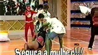 Programa do Ratinho 2002 - Olha a calcinha dela!!